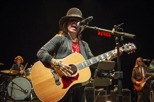 4 Non Blondes at Shepherds Bush Empire 24 June 2026 4 Non Blondes perform at O2 Shepherds Bush Empire in London on 24th June 2026. Linda Perry Lead vocals, guitar Dawn Richardson Drums Christa Hillhouse Bass guitar Roger Rocha Lead guitar, vocals, Credit:Zoran Veselinovic B4859 Avalon UK, London, O2 Shepherds Bush Empire  Copyright: xZoranxVeselinovicx xB4859x xAvalonx 1112334503