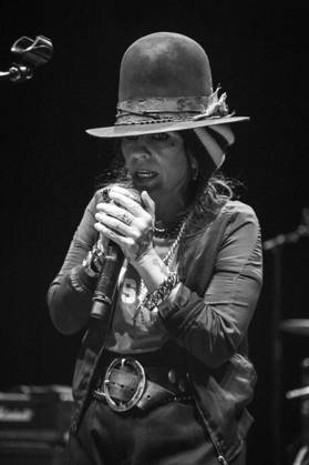 4 Non Blondes at Shepherds Bush Empire 24 June 2026 4 Non Blondes perform at O2 Shepherds Bush Empire in London on 24th June 2026. Image converted to black and white. Linda Perry Lead vocals, guitar Dawn Richardson Drums Christa Hillhouse Bass guitar Roger Rocha Lead guitar, vocals, Credit:Zoran Veselinovic B4859 Avalon UK, London, O2 Shepherds Bush Empire  Copyright: xZoranxVeselinovicx xB4859x xAvalonx 1112334521