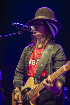 4 Non Blondes at Shepherds Bush Empire 24 June 2026 4 Non Blondes perform at O2 Shepherds Bush Empire in London on 24th June 2026. Linda Perry Lead vocals, guitar Dawn Richardson Drums Christa Hillhouse Bass guitar Roger Rocha Lead guitar, vocals, Credit:Zoran Veselinovic B4859 Avalon UK, London, O2 Shepherds Bush Empire  Copyright: xZoranxVeselinovicx xB4859x xAvalonx 1112334527