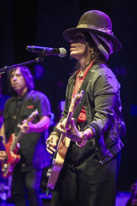 4 Non Blondes at Shepherds Bush Empire 24 June 2026 4 Non Blondes perform at O2 Shepherds Bush Empire in London on 24th June 2026. Linda Perry Lead vocals, guitar Dawn Richardson Drums Christa Hillhouse Bass guitar Roger Rocha Lead guitar, vocals, Credit:Zoran Veselinovic B4859 Avalon UK, London, O2 Shepherds Bush Empire  Copyright: xZoranxVeselinovicx xB4859x xAvalonx 1112334530