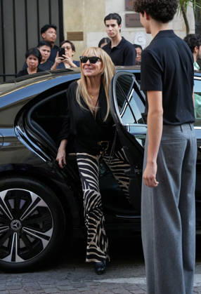 Babeth Djian at the Dior Homme Spring Summer 2027 Ready-to-Wear fashion show during Paris Fashion Week on June 24, 2026. Anne Sophie Guebey, Bestimage. Celebrities at the Dior Homme Spring Summer 2027 Ready-to-Wear fashion show during Paris Fashion Week on June 24, 2026, Paris, France  Copyright: xAnne-SophiexGuebeyx xBestimagexAnne-SophiexGuebeyx xBestimagex
