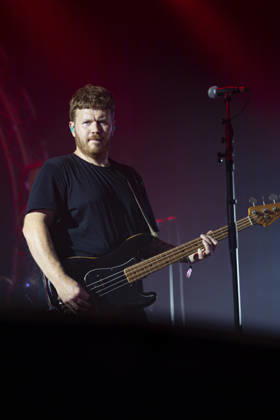 CELEBRITES : Printemps de Perouges - Saint-Maurice-de-Remens (01) France - 24 06 2026 Ricky Howard du groupe The Australian Pink Floyd Show se produit sur la scene du festival Printemps de PÃ rouges au chÃ¢teau de Saint-Maurice-de-RÃ mens (01 - France-) le 24 06 2026. Photo Sandrine Thesillat PsNewZ  Copyright: xSandrinexTHESILLATx