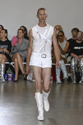 Jeanne Friot Men s Ready-to-Wear Spring Summer 2027 Collection Fashion Show at Paris Fashion Week on June 24, 2026, in Paris, France  Copyright: xAgencex xBestimagexAgencex xBestimagex
