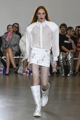Jeanne Friot Men s Ready-to-Wear Spring Summer 2027 Collection Fashion Show at Paris Fashion Week on June 24, 2026, in Paris, France  Copyright: xAgencex xBestimagexAgencex xBestimagex