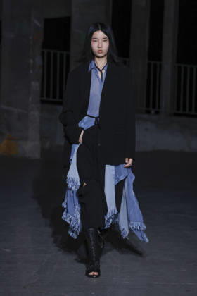 Songzio Men s Ready-to-Wear Spring Summer 2027 Collection Fashion Show at Paris Fashion Week on June 24, 2026 Songzio Men s Ready-to-Wear Spring Summer 2027 Collection Fashion Show at Paris Fashion Week on June 24, 2026, Paris, France  Copyright: xAgencex xBestimagexAgencex xBestimagex