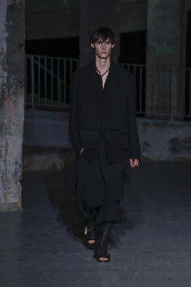 Songzio Men s Ready-to-Wear Spring Summer 2027 Collection Fashion Show at Paris Fashion Week on June 24, 2026 Songzio Men s Ready-to-Wear Spring Summer 2027 Collection Fashion Show at Paris Fashion Week on June 24, 2026, Paris, France  Copyright: xAgencex xBestimagexAgencex xBestimagex