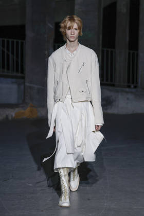 Songzio Men s Ready-to-Wear Spring Summer 2027 Collection Fashion Show at Paris Fashion Week on June 24, 2026 Songzio Men s Ready-to-Wear Spring Summer 2027 Collection Fashion Show at Paris Fashion Week on June 24, 2026, Paris, France  Copyright: xAgencex xBestimagexAgencex xBestimagex