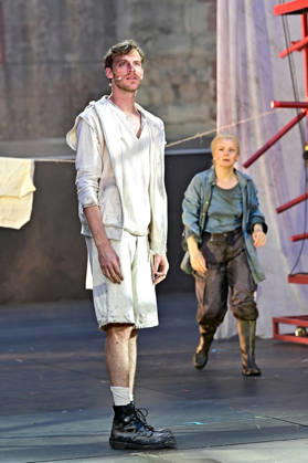 Bad Hersfelder Festspiele - Parzival . Schauspieler Thiess Brammer und Schauspielerin Varia Linnea Sjöström während der Fotoprobe zur Inszenierung Parzival im Rahmen der Bad Hersfelder Festspiele am 24.06.2026 in der Stiftsruine Bad Hersfeld. 20260624MWI129779