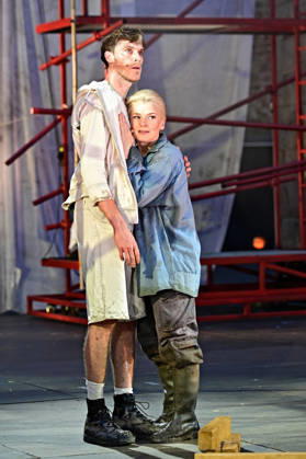 Bad Hersfelder Festspiele - Parzival . Schauspieler Thiess Brammer und Schauspielerin Varia Linnea Sjöström während der Fotoprobe zur Inszenierung Parzival im Rahmen der Bad Hersfelder Festspiele am 24.06.2026 in der Stiftsruine Bad Hersfeld. 20260624MWI129787