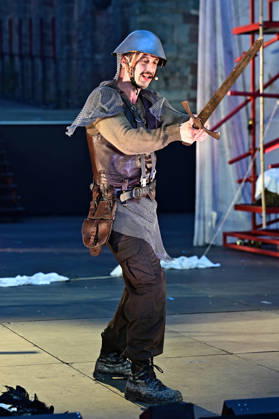Bad Hersfelder Festspiele - Parzival . Schauspieler Enrico Riethmüller während der Fotoprobe zur Inszenierung Parzival im Rahmen der Bad Hersfelder Festspiele am 24.06.2026 in der Stiftsruine Bad Hersfeld. 20260624MWI129805