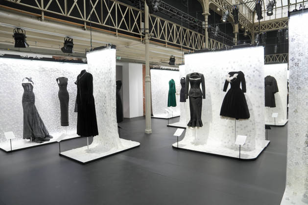 Illustration: Azzedine Alaïa and Christian Dior: Two Masters of Haute Couture Exhibition at the Azzedine Alaïa Foundation in Paris on June 24, 2026 Anne Sophie Guebey Bestimage Exhibition Azzedine Alaïa and Christian Dior: Two Masters of Haute Couture at the Azzedine Alaïa Foundation in Paris, Paris, France  Copyright: xAnne-SophiexGuebeyx xBestimagexAnne-SophiexGuebeyx xBestimagex