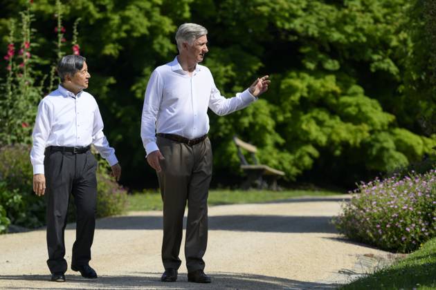 State Visit of the Emperor and the Empress of Japan to Belgium BRUSSELS, BELGIUM - JUNE 25 : Emperor Naruhito of Japan, King Philippe - Filip of Belgium pictured during a wallk in the Royal Greenhouses of Laeken during the state visit of the Emperor and Empress of Japan to Belgium, on June 25, 2026 in Brussels, Belgium, 25 06 2026 Brussels Belgium  Copyright: xPhilipxReynaersx