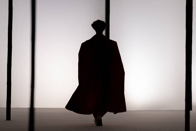PFW - Issey Miyake - Runway A model presents a creation by IM Issey Miyake Men Miyake Design Studio team as part of their Menswear Spring-Summer 2027 collection show for fashion house Issey Miyake during Men s Fashion Week in Paris, France, June 25, 2026. Photo by Alexis Jumeau ABACAPRESS.COM Paris France  Copyright: xJumeauxAlexis ABACAx