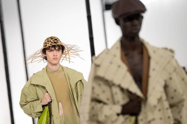 PFW - Issey Miyake - Runway A model presents a creation by IM Issey Miyake Men Miyake Design Studio team as part of their Menswear Spring-Summer 2027 collection show for fashion house Issey Miyake during Men s Fashion Week in Paris, France, June 25, 2026. Photo by Alexis Jumeau ABACAPRESS.COM Paris France  Copyright: xJumeauxAlexis ABACAx