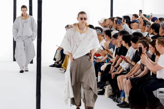 Issey Miyake Ready-to-Wear Men’s Spring Summer 2027 Fashion Show during Paris Fashion Week at the Césure Cultural Center in Paris, France, on June 24, 2026 Bestimage Runway during the Issey Miyake Men’s Spring Summer 2027 fashion show as part of Paris Fashion Week on June 24, 2026 in Paris, France Paris France  Copyright: xAgencex xBestimagexAgencex xBestimagex