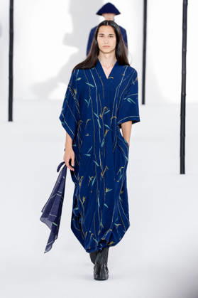 Issey Miyake Ready-to-Wear Men’s Spring Summer 2027 Fashion Show during Paris Fashion Week at the Césure Cultural Center in Paris, France, on June 24, 2026 Bestimage Runway during the Issey Miyake Men’s Spring Summer 2027 fashion show as part of Paris Fashion Week on June 24, 2026 in Paris, France Paris France  Copyright: xAgencex xBestimagexAgencex xBestimagex