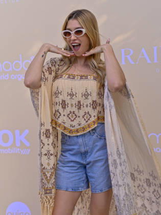 June 25, 2026, Madrid, Madrid, Spain: EVA SORIANO attend the photocall for the new edition of DULCEIDA Ã¢â‚¬oe Rainbow Ã¢â‚¬Â as part of the official MADO 2026 program at Las Brasas del Mentidero on June 25, 2026, in Madrid, Spain. Madrid Spain  - ZUMAc312 20260625_zsp_c312_010 Copyright: xOscarxManuelxSanchezx