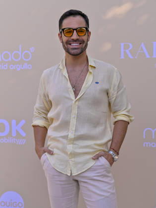 June 25, 2026, Madrid, Madrid, Spain: MATIAS FERREIRA attend the photocall for the new edition of DULCEIDA Ã¢â‚¬oe Rainbow Ã¢â‚¬Â as part of the official MADO 2026 program at Las Brasas del Mentidero on June 25, 2026, in Madrid, Spain. Madrid Spain  - ZUMAc312 20260625_zsp_c312_040 Copyright: xOscarxManuelxSanchezx