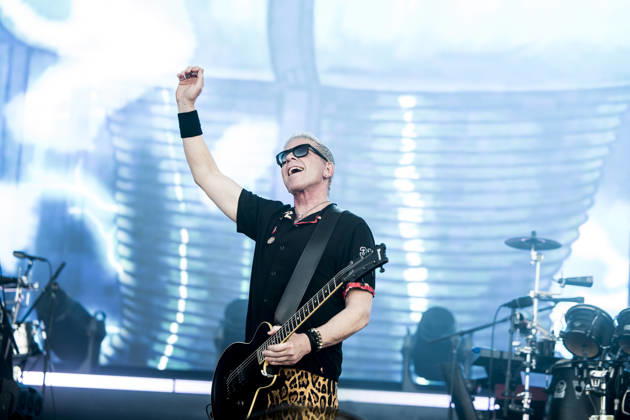 The Offspring live at Tinderbox 2026 Odense, Denmark. 26th, June 2026. The American rock band The Offspring performs a live concert during the Danish music festival Tinderbox 2026 in Odense. Here singer and guitarist Dexter Holland is seen live on stage. Denmark, Odense  Copyright: xGonzalesxPhoto LassexLagonix