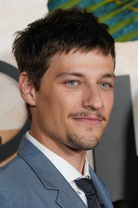 Jake Bongiovi at arrivals for ENOLA HOLMES 3 Premiere, The Plaza Hotel, New York, NY, June 25, 2026. Photo By: Kristin Callahan Everett Collection ENOLA HOLMES 3 Premiere PUBLICATIONXNOTxINxCANxCHNxFRAxITAxJPNxNORxPOLxRUSxESPxUKxUSA