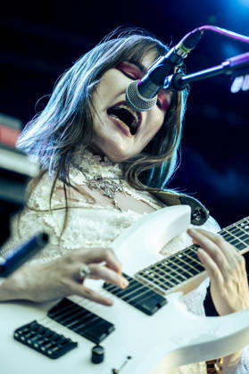 Calva Louise live at Copenhell 2026 Copenhagen, Denmark. 25th, June 2026. The rock band Calva Louise performs a live concert during the Danish heavy metal festival Copenhell 2026 in Copenhagen. Here vocalist and guitarist Jess Allanic is seen live on stage. Denmark, Copenhagen  Copyright: xGonzalesxPhoto MathiasxBakxLarsenx