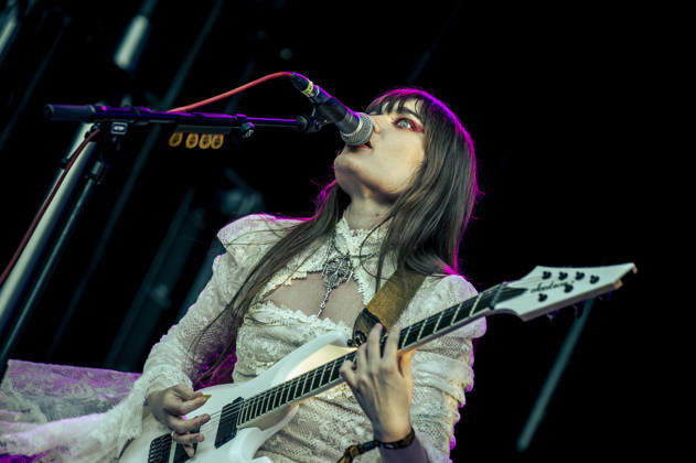 Calva Louise live at Copenhell 2026 Copenhagen, Denmark. 25th, June 2026. The rock band Calva Louise performs a live concert during the Danish heavy metal festival Copenhell 2026 in Copenhagen. Here vocalist and guitarist Jess Allanic is seen live on stage. Denmark, Copenhagen  Copyright: xGonzalesxPhoto MathiasxBakxLarsenx