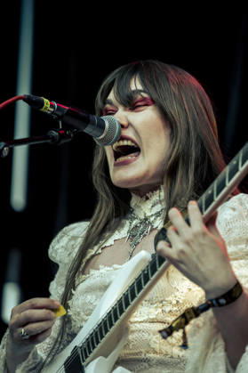 Calva Louise live at Copenhell 2026 Copenhagen, Denmark. 25th, June 2026. The rock band Calva Louise performs a live concert during the Danish heavy metal festival Copenhell 2026 in Copenhagen. Here vocalist and guitarist Jess Allanic is seen live on stage. Denmark, Copenhagen  Copyright: xGonzalesxPhoto MathiasxBakxLarsenx