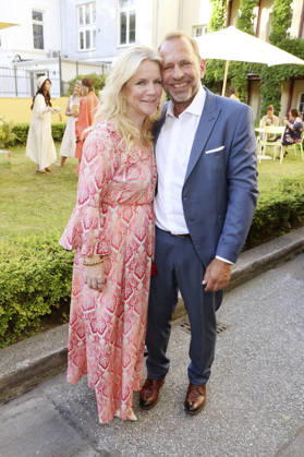 Charlotte Karlinder mit Ehemann Volkmar Hausberg bei der Jubiläumsparty 40 Jahre bonprix im Curio Haus. Hamburg, 25.06.2026