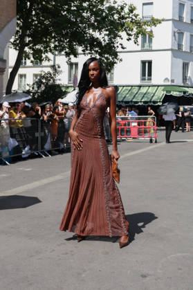 Leomie Anderson at the Amiri Men s Ready-to-Wear Spring Summer 2027 Collection fashion show during Paris Fashion Week, June 25, 2026 Florian Lavielle Bestimage Celebrities at the Amiri Men’s Ready-to-Wear Spring Summer 2027 Collection fashion show during Paris Fashion Week on June 25, 2026, Paris, France  Copyright: xFlorianxLaviellex xBestimagexFlorianxLaviellex xBestimagex