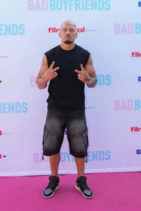 Screening von Bad Boyfriends in Köln. Santino beim Screening des neuen filmpool-Formats Bad Boyfriends (RTL+) am 25.06.2026 im Bootshaus in Köln. Koeln Bootshaus Nordrhein-Westfalen