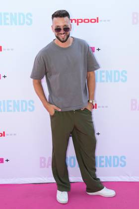 Screening von Bad Boyfriends in Köln. Josh beim Screening des neuen filmpool-Formats Bad Boyfriends (RTL+) am 25.06.2026 im Bootshaus in Köln. Koeln Bootshaus Nordrhein-Westfalen