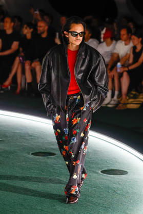 Willy Chavarria Men s Ready-to-Wear Spring Summer 2027 Fashion Show during Paris Fashion Week, France, on June 26, 2026 Bestimage Runway during the Willy Chavarria Men’s Spring Summer 2027 fashion show as part of Paris Fashion Week on June 26, 2026 in Paris, France Paris, France  Copyright: xAgencex xBestimagexAgencex xBestimagex