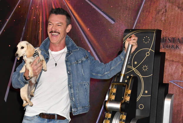 NEW YORK, NY - JUNE 26: Luke Evans Lights the Empire State Building in Partnership with the Stonewall Inn Gives Back Initiative and the Trevor Project to Celebrate New York City Pride 2026 on June 26, 2026 in New York City. Credit: AdMedia New York City USA  - ZUMAa123 20260626_zaa_a123_079 Copyright: xJohnxFyckex