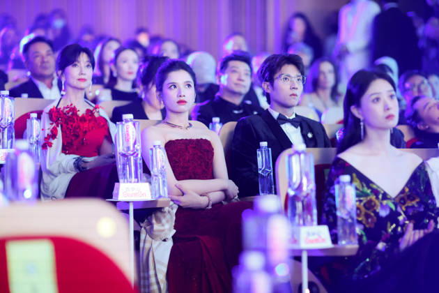 SHANGHAI, CHINA - JUNE 26: Actress Zhang Jingyi attends the Magnolia Awards Ceremony of the 31st Shanghai TV Festival (STVF) on June 26, 2026 in Shanghai, China.  Copyright: xVCGx 111650600636