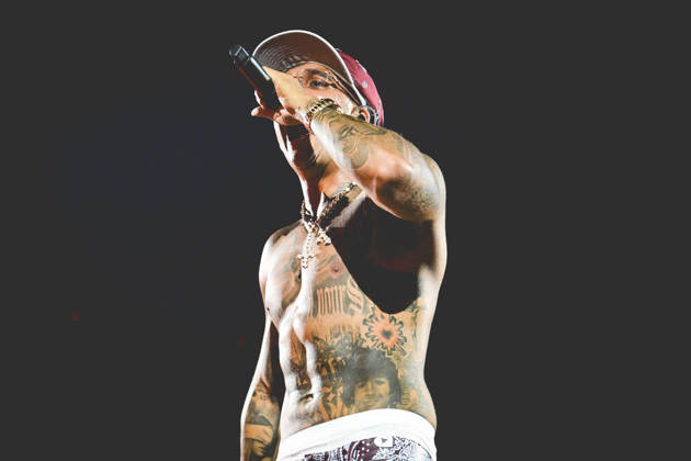 Geolier Stadi Tour 2026 in Napoli, Italy - 26 Jun 2026 Italian rapper Emanuele Palumbo better known as Geolier performs live at Stadium Maradona in Napoli during his Stadi Tour 2026. Napoli Italy Copyright: xPaolaxVisonex xSOPAxImagesx PVGeolier725