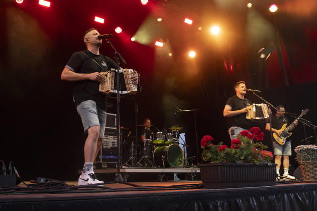 26.06.2026, Klosters-Serneus, Schulhaus Bündelti, Gatschiefer Openair, Seerugge Feger Klosters-Serneus Schulhaus Bündelti Grisons Switzerland Copyright: xJustPictures.ch AlexanderxRaemyx