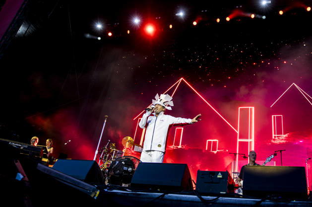 Jamiroquai live at Tinderbox 2026 Odense, Denmark. 26th, June 2026. The British funk and pop band Jamiroquai performs a live concert during the Danish music festival Tinderbox 2026 in Odense. Here singer and songwriter Jay Kay is seen live on stage. Denmark, Odense  Copyright: xGonzalesxPhoto LassexLagonix