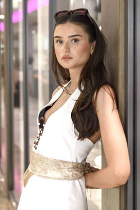 Stella Neya bei der Eröffnung der sommerlichen Deko-Inszenierung Fashion Jungle im Shopping-Center Sevens auf der Königsallee. Düsseldorf, 26.06.2026.