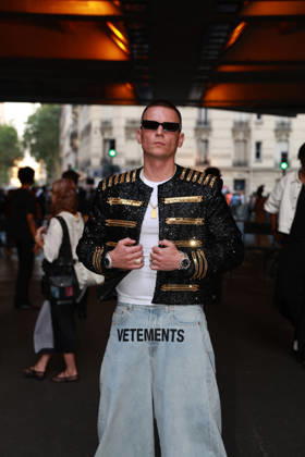 Highbart at the Vetements Men s Ready-to-Wear Spring Summer 2027 Collection fashion show during Paris Fashion Week, June 26, 2026 Florian Lavielle Bestimage Celebrities at the Vetements Men’s Ready-to-Wear Spring Summer 2027 Collection fashion show during Paris Fashion Week on June 27, 2026, Paris, France  Copyright: xFlorianxLaviellex xBestimagexFlorianxLaviellex xBestimagex