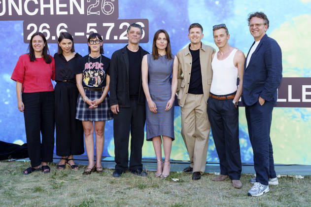 Julia Weigl, Katharina Bischof, Eva Karl Faltermeier, Carlo Ljubek, Antje Traue, Ferdinand Hofer, Franz Pätzold und Christoph Gröner bei der Premiere des ARD Fernsehfillms Tatort - Zwischenwelten auf dem 43. Filmfest München 2026 im HFF Audimax. München, 26.06.2026