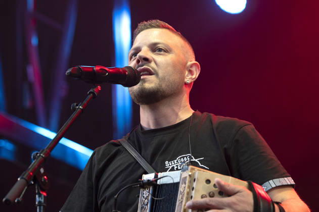 Seerugge Feger live beim Gatschiefer Volks- und Schlageropenair im Prättigau in der Open-Air-Arena am Schulhaus Bündelti. Klosters, 26.06.2026