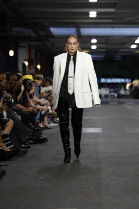Sharon Stone walks the runway for the Men’s Ready-to-Wear Spring Summer 2027 collection during Paris Fashion Week (PFW) on June 26, 2026. Sharon Stone walks the runway for the Men’s Ready-to-Wear Spring Summer 2027 collection during Paris Fashion Week (PFW) on June 26, 2026, in Paris, France  Copyright: xAgencex xBestimagexAgencex xBestimagex