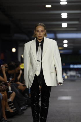 Sharon Stone walks the runway for the Men’s Ready-to-Wear Spring Summer 2027 collection during Paris Fashion Week (PFW) on June 26, 2026. Sharon Stone walks the runway for the Men’s Ready-to-Wear Spring Summer 2027 collection during Paris Fashion Week (PFW) on June 26, 2026, in Paris, France  Copyright: xAgencex xBestimagexAgencex xBestimagex