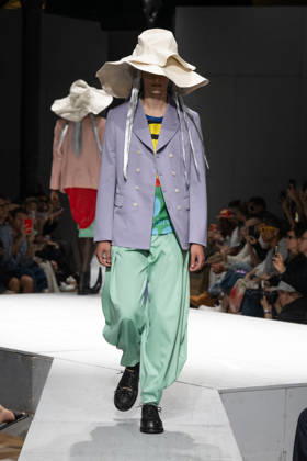 Comme des Garçons Men s Ready-to-Wear Spring Summer 2027 Collection Fashion Show during Paris Fashion Week, June 26, 2026 Comme Des Garcons Men’s Ready-to-Wear Spring Summer 2027 Collection Fashion Show at Paris Fashion Week, June 26, 2026, Paris, France  Copyright: xAgencex xBestimagexAgencex xBestimagex