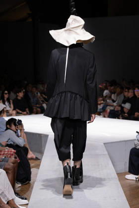Comme des Garçons Men s Ready-to-Wear Spring Summer 2027 Collection Fashion Show during Paris Fashion Week, June 26, 2026 Comme Des Garcons Men’s Ready-to-Wear Spring Summer 2027 Collection Fashion Show at Paris Fashion Week, June 26, 2026, Paris, France  Copyright: xAgencex xBestimagexAgencex xBestimagex