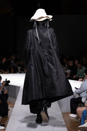 Comme des Garçons Men s Ready-to-Wear Spring Summer 2027 Collection Fashion Show during Paris Fashion Week, June 26, 2026 Comme Des Garcons Men’s Ready-to-Wear Spring Summer 2027 Collection Fashion Show at Paris Fashion Week, June 26, 2026, Paris, France  Copyright: xAgencex xBestimagexAgencex xBestimagex