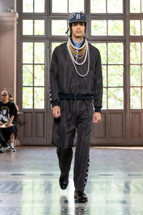 Junya Watanabe Men s Ready-to-Wear Spring Summer 2027 Collection Fashion Show at Paris Fashion Week, June 26, 2026 Junya Watanabe Men’s Ready-to-Wear Spring Summer 2027 Collection Fashion Show at Paris Fashion Week, June 26, 2026, Paris, France  Copyright: xAgencex xBestimagexAgencex xBestimagex