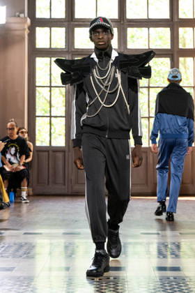 Junya Watanabe Men s Ready-to-Wear Spring Summer 2027 Collection Fashion Show at Paris Fashion Week, June 26, 2026 Junya Watanabe Men’s Ready-to-Wear Spring Summer 2027 Collection Fashion Show at Paris Fashion Week, June 26, 2026, Paris, France  Copyright: xAgencex xBestimagexAgencex xBestimagex