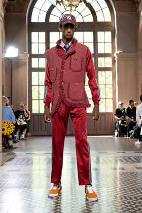 Junya Watanabe Men s Ready-to-Wear Spring Summer 2027 Collection Fashion Show at Paris Fashion Week, June 26, 2026 Junya Watanabe Men’s Ready-to-Wear Spring Summer 2027 Collection Fashion Show at Paris Fashion Week, June 26, 2026, Paris, France  Copyright: xAgencex xBestimagexAgencex xBestimagex