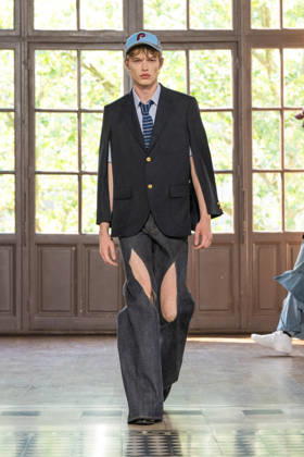 Junya Watanabe Men s Ready-to-Wear Spring Summer 2027 Collection Fashion Show at Paris Fashion Week, June 26, 2026 Junya Watanabe Men’s Ready-to-Wear Spring Summer 2027 Collection Fashion Show at Paris Fashion Week, June 26, 2026, Paris, France  Copyright: xAgencex xBestimagexAgencex xBestimagex